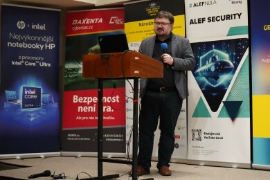 Mgr. Jaromír Kuba, expert ÚOOÚ pro informační a komunikační technologie.