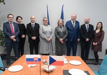 Pracovní návštěva místopředsedkyně slovenského Úřad pro ochranu osobních údajů v ČR. Family foto